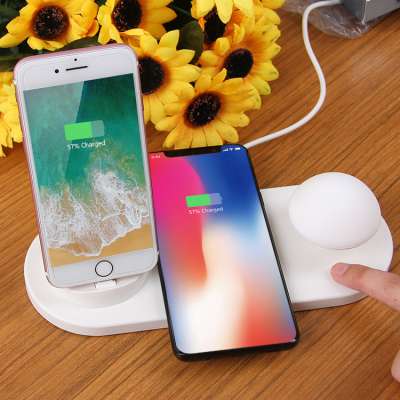 Wholesale Portable 5 In 1 Universal Mobile Phone Charger,Mushroom Wireless Qi Fast Charger Dock